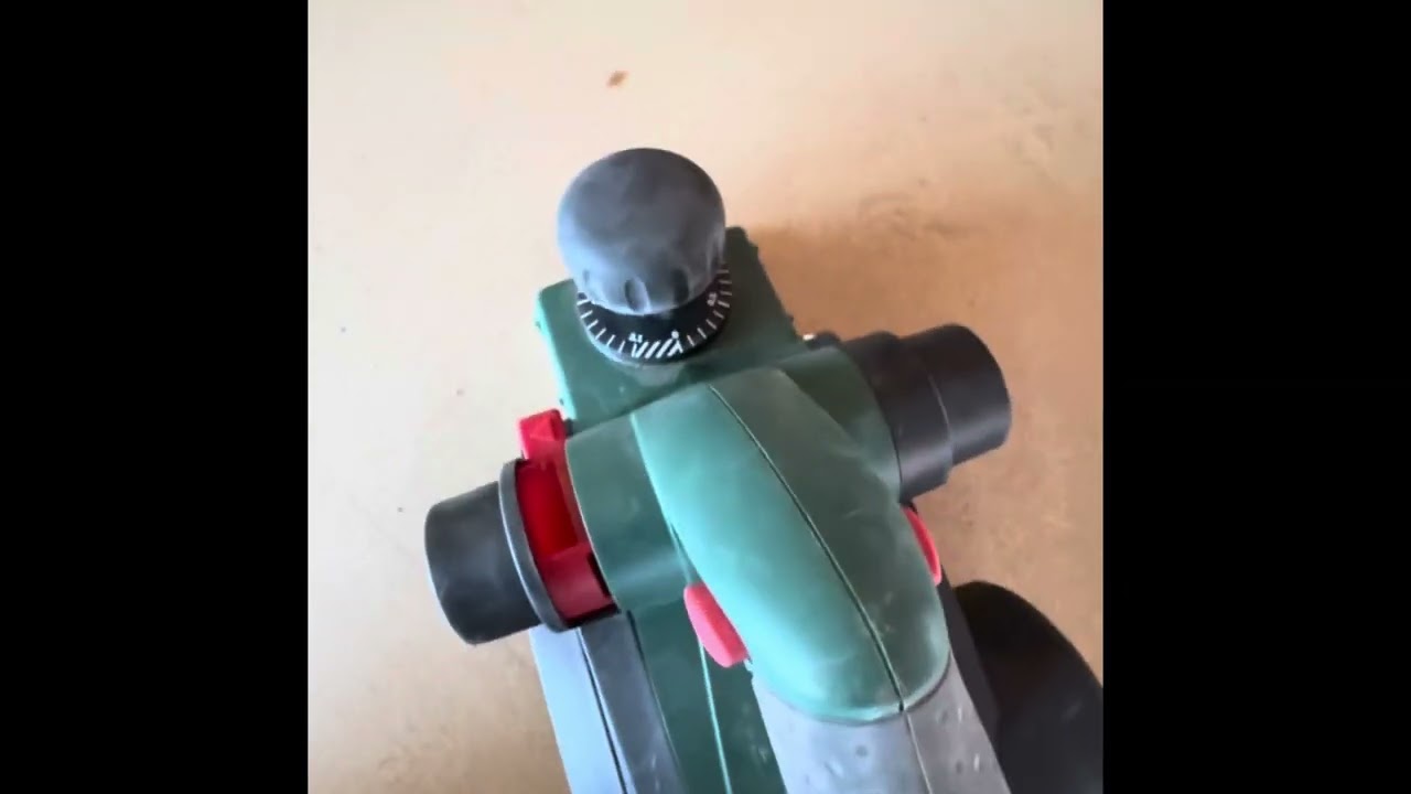 Rabot électrique filaire