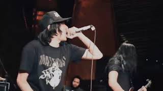 Download lagu DEADSQUAD - ANATOMI DOSA LIVE mp3