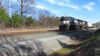 preview picture of video '3 trains around High Point, NC 12/26/11'