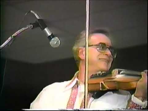 FAMILY LOVE - DAUPHIN MALANKA 1991- PETER HNATIUK VOCAL MEDLEY