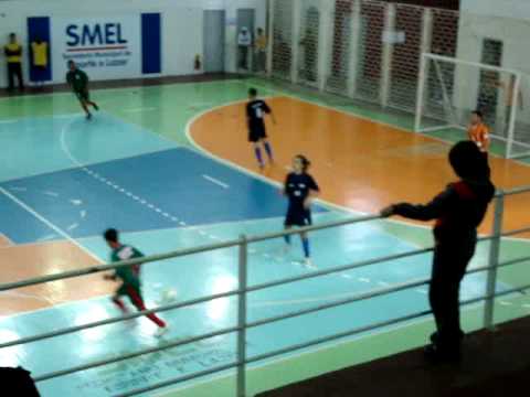 Colombo vs Araucaria