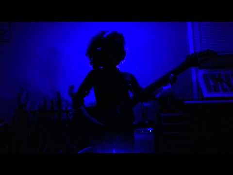 Gary Moore - The Loner (Cover by 6-year-old Marel Hidalgo)