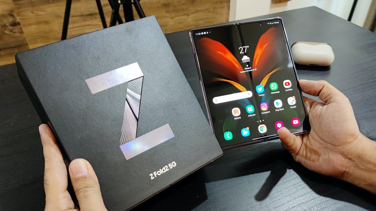 My New Smartphone Samsung Galaxy Fold 2 Unboxing (Retail Unit)