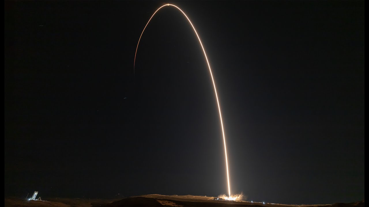 LANÇAMENTO FALCON 9 - STARLINK GRUPO 6-70