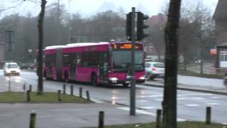 preview picture of video 'XXL Buses, ambulance, fire car, Hamburg Niendorf-Markt. 16 jan 2014'