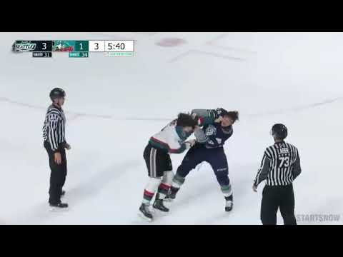 Mark Liwiski vs Jake Lee