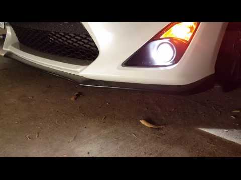 Morimoto X-VF Switchback (7443 / White-Amber) Front Turn Signal Bulbs