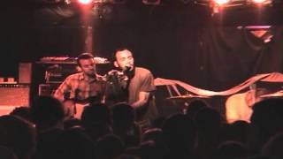 mewithoutyou 2005.08.08 T02 Carousels Toledo, OH @ Headliner&#39;s