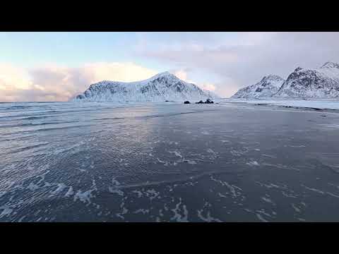 Ocean Waves Sounds - Frozen Winter Landscape - 3 Hours - 4K