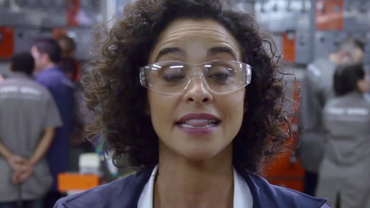 Futura Profissão - Técnico de Eletromecânica