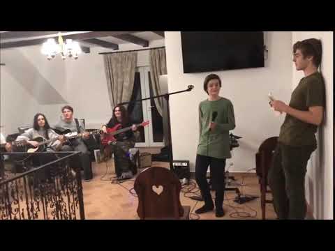 Friendship - Imnul Taberei