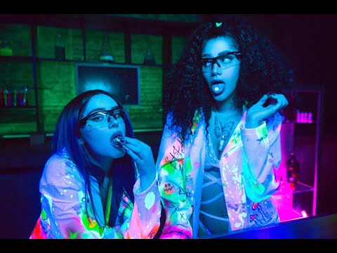 ANAJU ft. Azzy - ÁGUA DE BALA