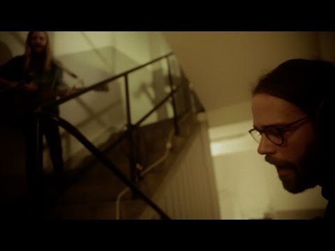 Pixie Carnation - Hiding In The Sun (live in staircase version)