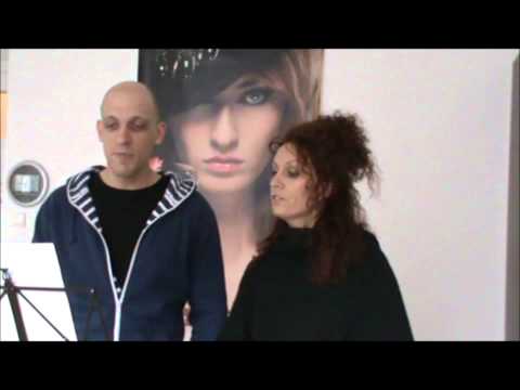 Starworld Énekiskola - Énekóra - Arnóczky Noémi Professional Voice Trainer - www.enekoktatas.hu