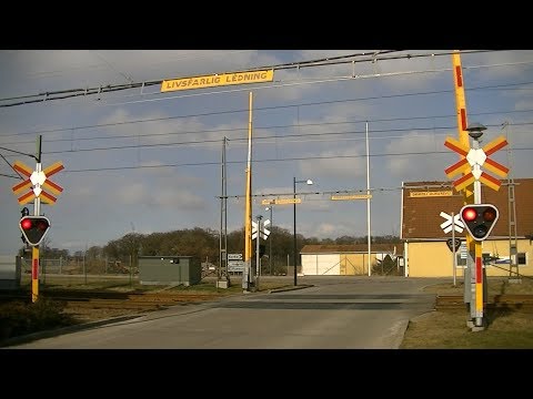 Spoorwegovergang Kvidinge (S) // Railroad crossing // Järnvägsövergång