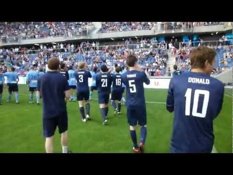 OUAFC and Gambardella '89 Lap of Honour in Stade Oceane