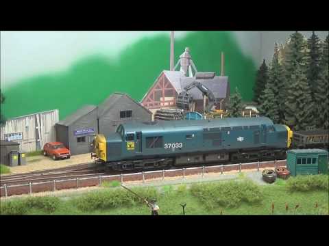Locomotive Class 37033 with Legomanbiffo's sound