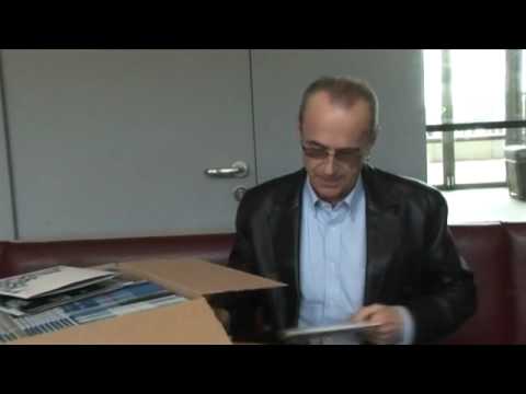 Francis_Rossi_signing session.mpg