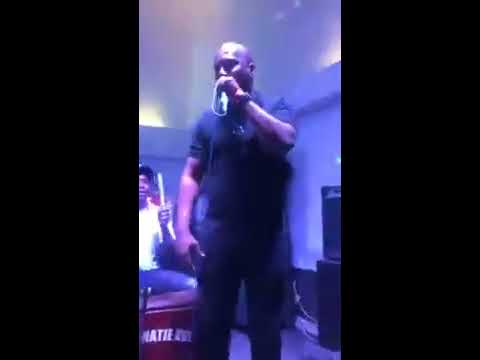 woelig motjo floot - (Vantjie voice) #CombinatieXVI #live