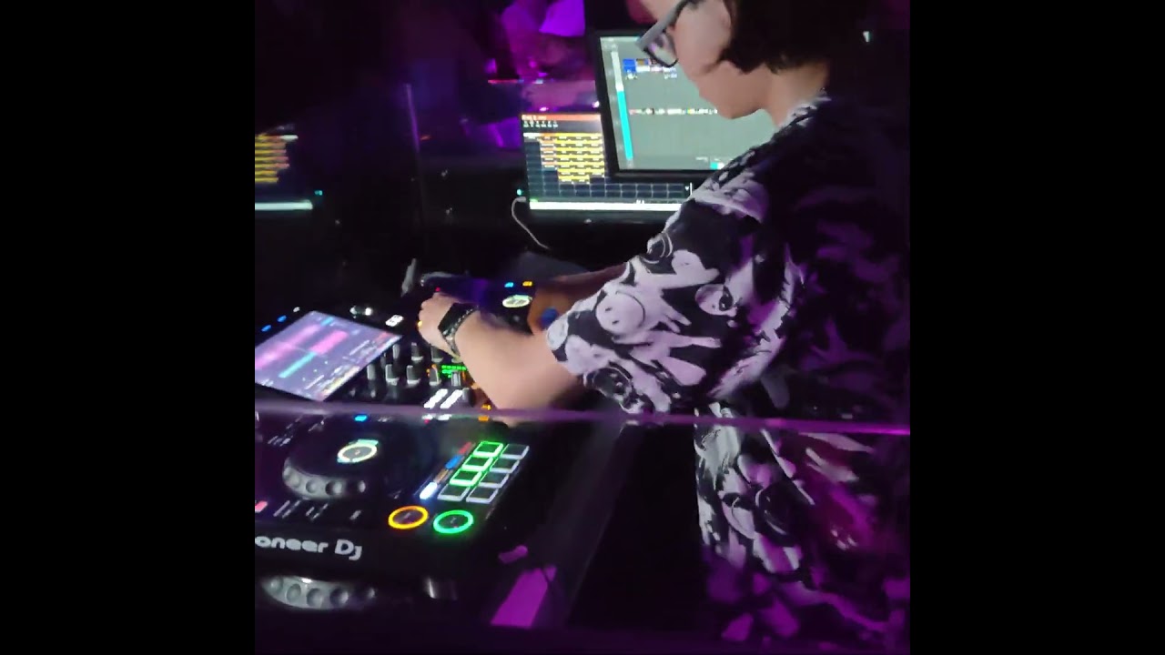 Promotional video thumbnail 5 for Samm Du