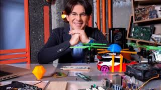 Fiorello- Giovanni Muciaccia e Il Primo trauma cranico fatto in casa- Viva Radio 2