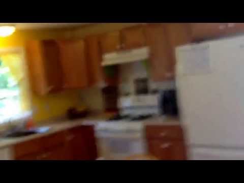 3 bedroom townhouse for sale. 76 New York St., Lowel MA