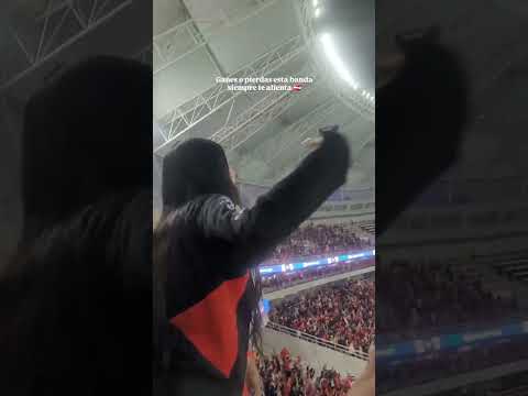 "Hinchada San Martín de Tucumán " Barra: La Banda del Camion &bull; Club: San Martín de Tucumán