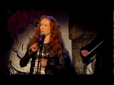 Dorota Ślęzak - "Przyjdę do siebie" w sobotnim programie Kabaretu Piwnica pod Baranami 2012 r.