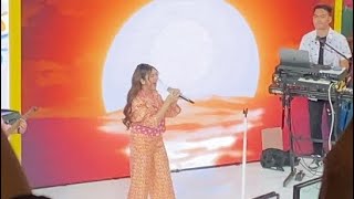 Download lagu MENJADI DIA - TIARA ANDINI ADAKAH CARA LAIN TUK BAHAGIA | LIVE GRAND INDONESIA BANK MANDIRI SUPERAPP mp3