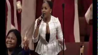 Download lagu Maestro Odom and the choir and Tiya Askia Hughes ministering  Benny Cummings Singers' 'God's Got It' mp3