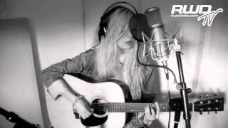 Nina Nesbitt -- Boy [Acoustic Session]