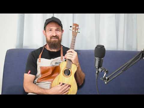 Jacob hablando sobre Instruments of Change y el ukulele de Dassa