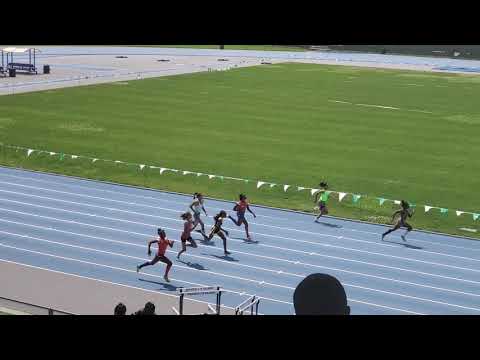 Novas 13-14 girls (Ella & Salyna) 100m dash at the Northeast Championships H3