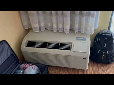 Hotel Room Tour @ CourtYard Marriott Madison WI (East) - Room 231