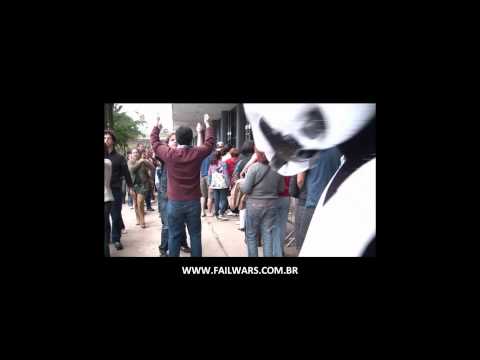 Free Hugs Campaign - A True Imperial Story!