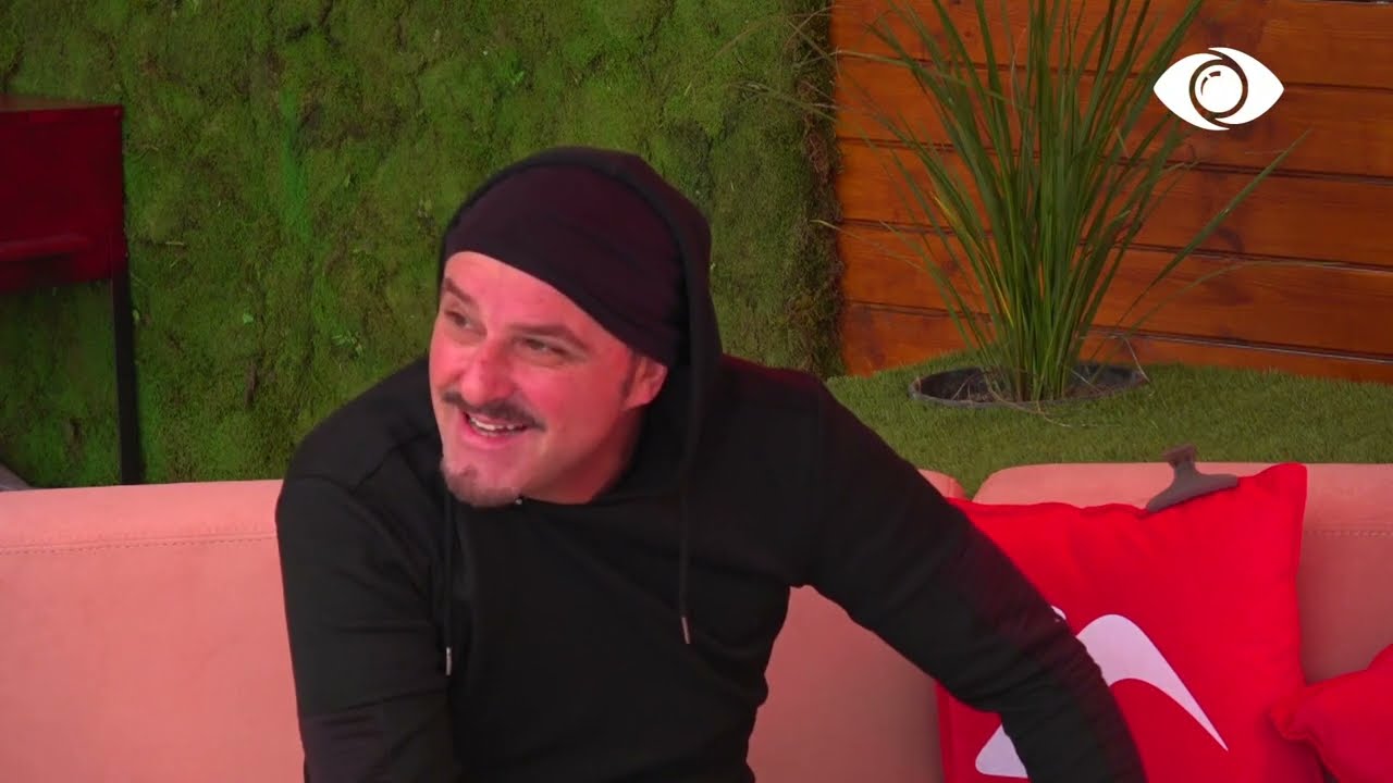 Zgjohet Zhaklina, Herioni: Mirëmëngjes princeshë! Luizi i këndon