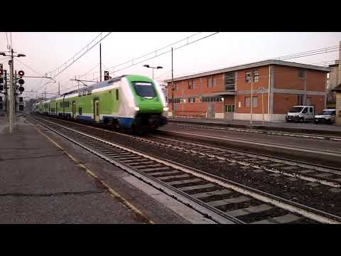 ETR421 018 Trenord - Milano Greco - 03/03/2021