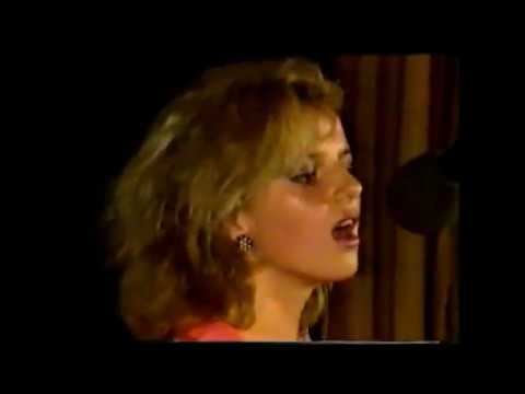 POTPURI ŠPIVANKOH ZOZ "ČERVENEJ RUŽI 88" - Mirko Gadnjanski, Femka Bučkova...