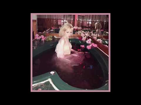 Tammy Faye video