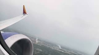 Southwest Max 8 Full Flight #1709 takes off from KHOU