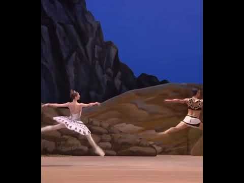 Svetlana Zakharova & Ruslan Skvortsov in “Pharaoh’s daughter”