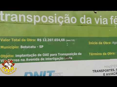 Repórter Favela visita obra em Botucatu