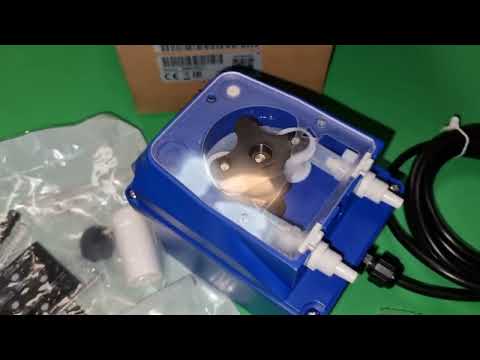 Насос-дозатор Seko PER 0.7 (0-0.7 л/ч 230V) с регулировкой перистальтический для ополаскивающего средства - фото 1 - id-p1855893197