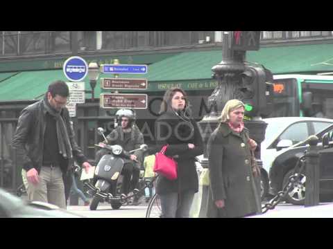 EXCLUSIVE: Gemma Arterton walking in the streets of Paris