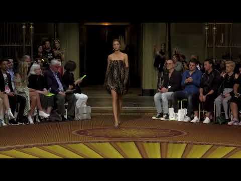 Christian Siriano New York Woman SS 2019
