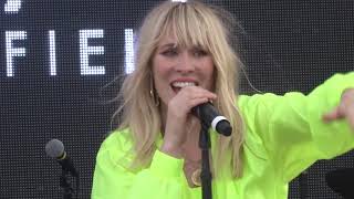 Natasha Bedingfield - &quot;Love Like This&quot; (Live in Oceanside 7-27-19)