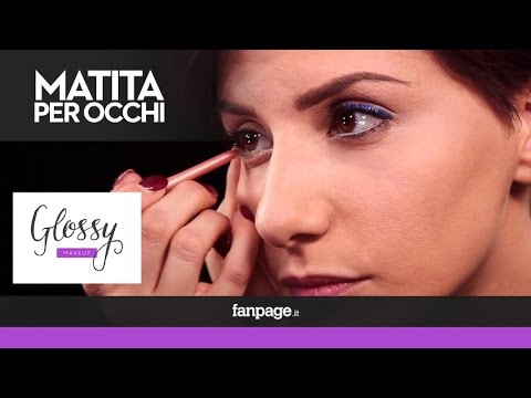 Correttore di bozze di posti pigmentary di azione locale di salici risposte di Roche Il pigmentary nota su un corpo