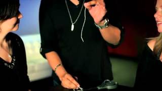 String Theory by Vince Mendoza - Dude That's Cool Magic