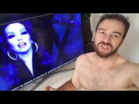 ahí - Thalia, Ana Mena