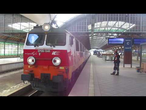 EP09-046 (EU: 150 010-3) z iC 8310 "MATEJKO" (ŚWiN.-PRZEM.GŁ.) - start z WR.GŁ.
